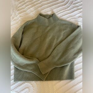 &Other Stories XS Crop Sweater